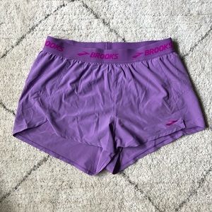 Brooks chaser 3” shorts light purple M